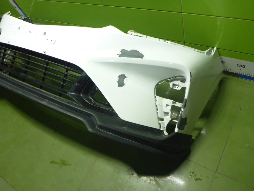 Бампер передний