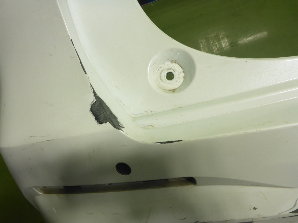 Бампер задний