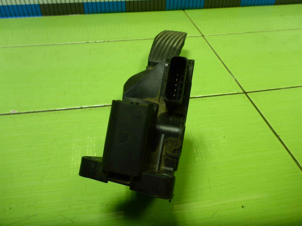 Педаль электронная