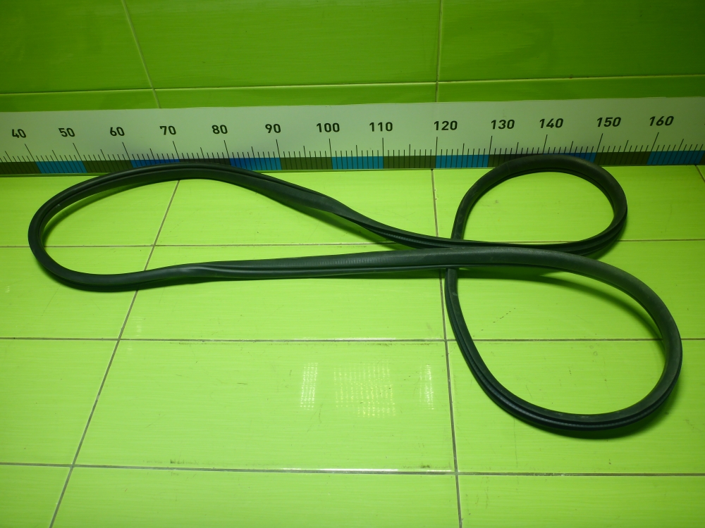 Уплотнитель двери