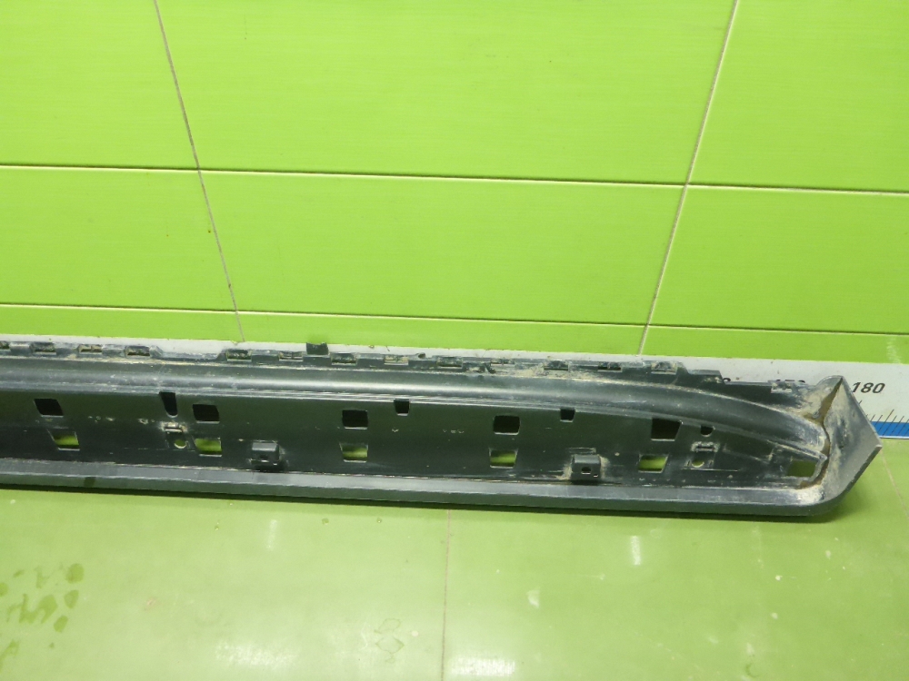 Подножка правая