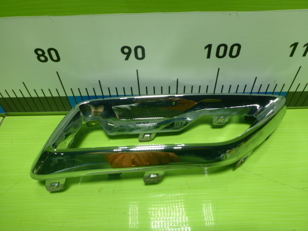 Накладка заднего бампера левая