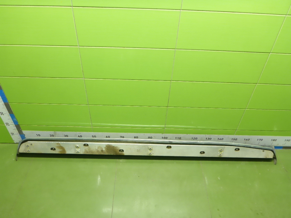 Подножка правая