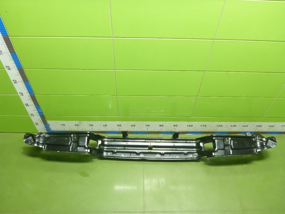 Усилитель заднего бампера