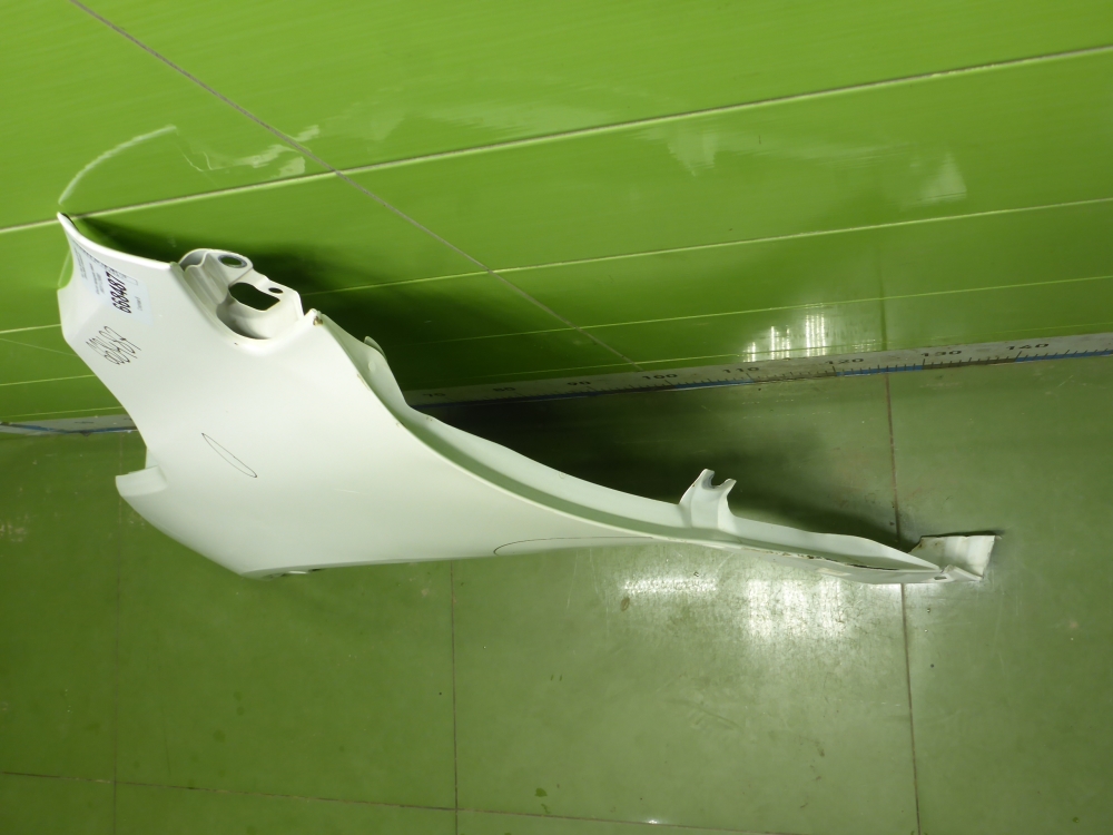 Крыло переднее левое