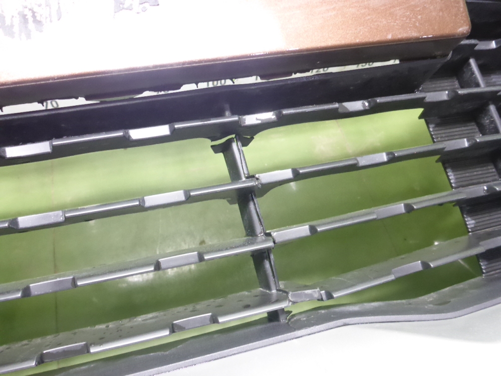 Бампер передний