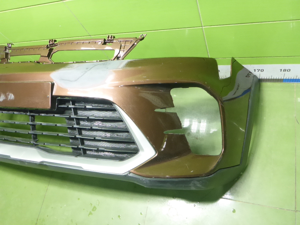 Бампер передний