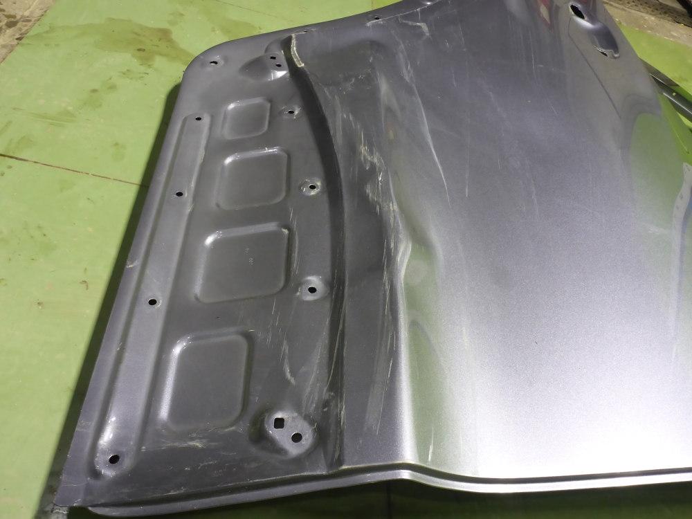 Дверь задняя правая