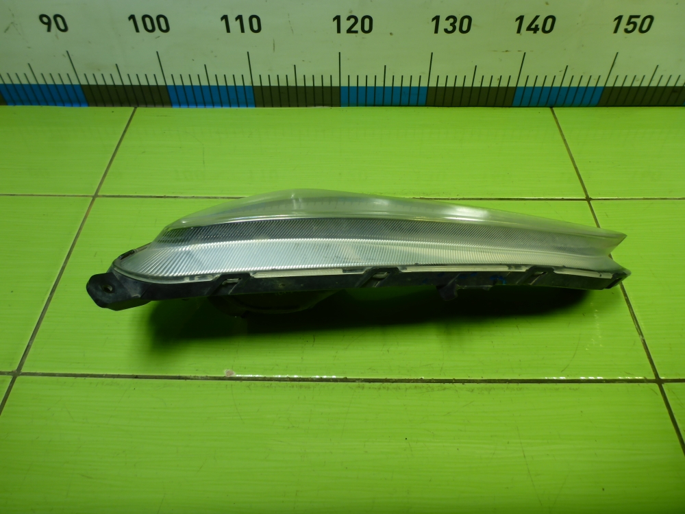 Фара противотуманная левая