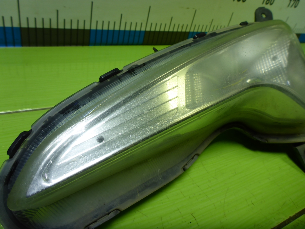 Фара противотуманная левая