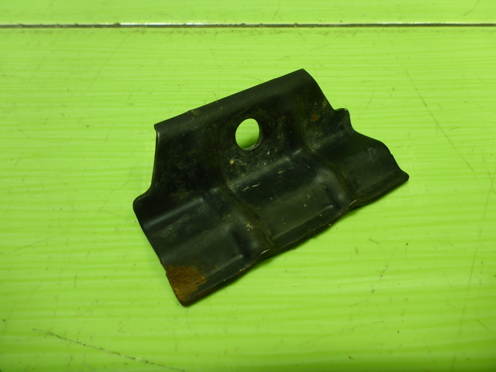 Крепление аккумулятора (АКБ)