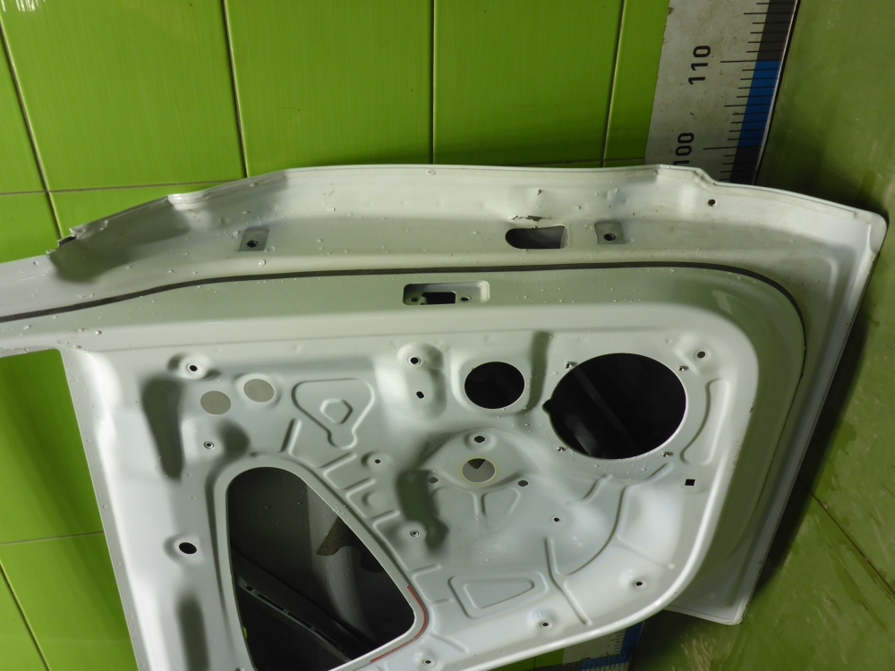 Дверь задняя левая