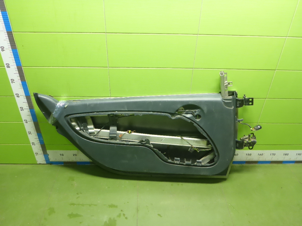 Дверь передняя левая