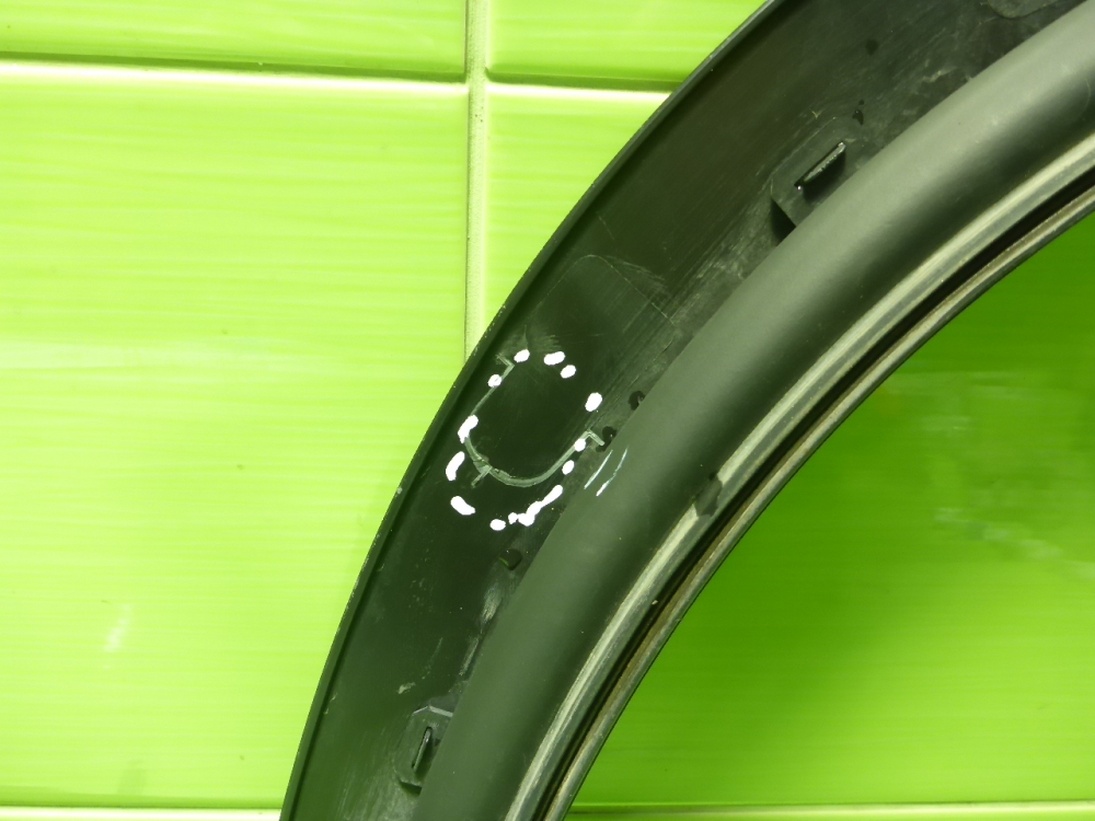 Накладка двери задней правой