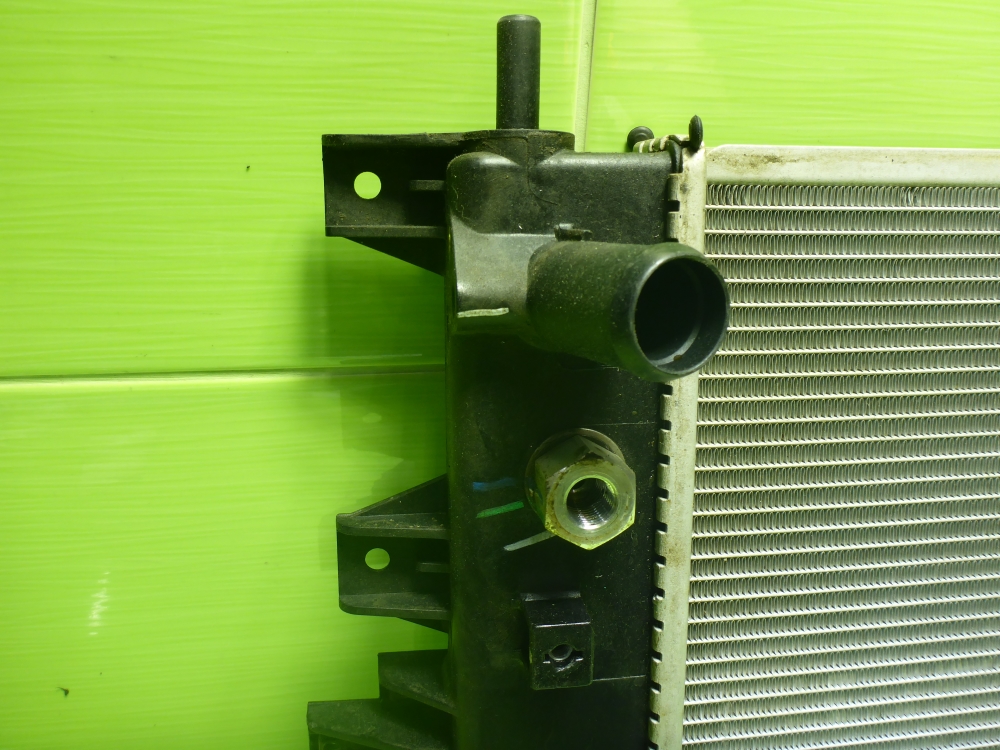 Радиатор охлаждения двигателя основной