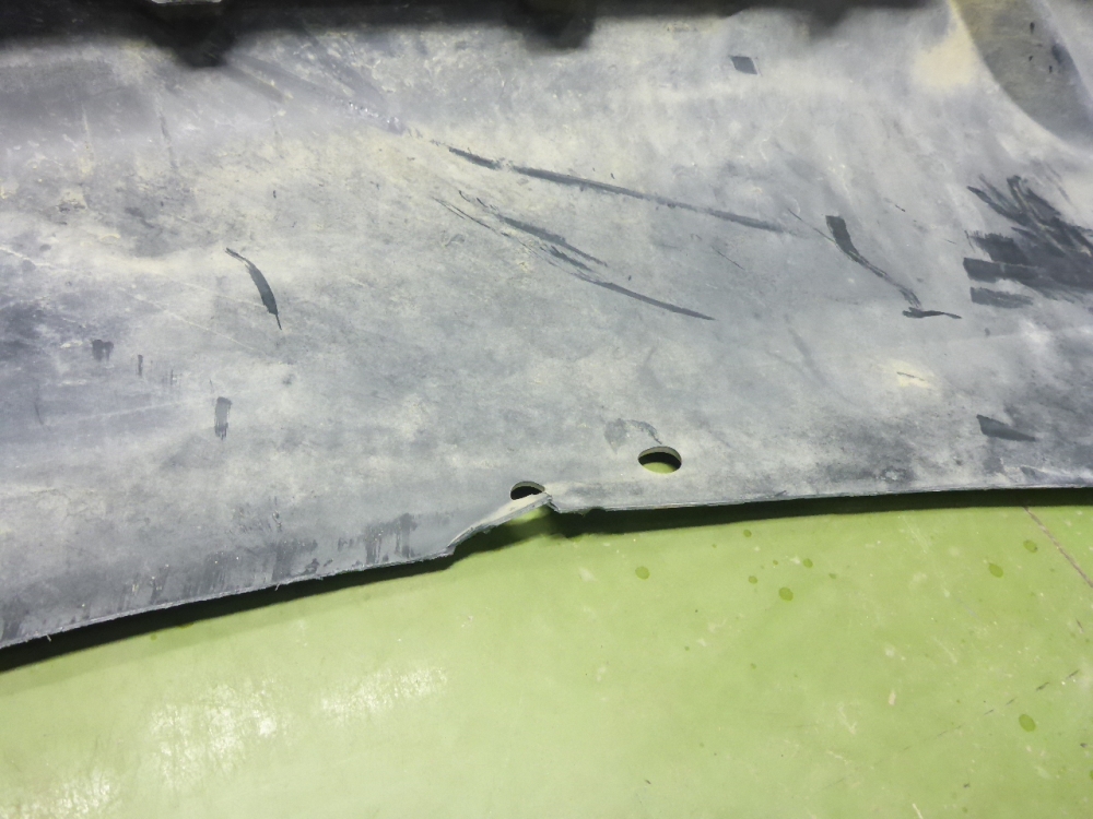 Бампер передний