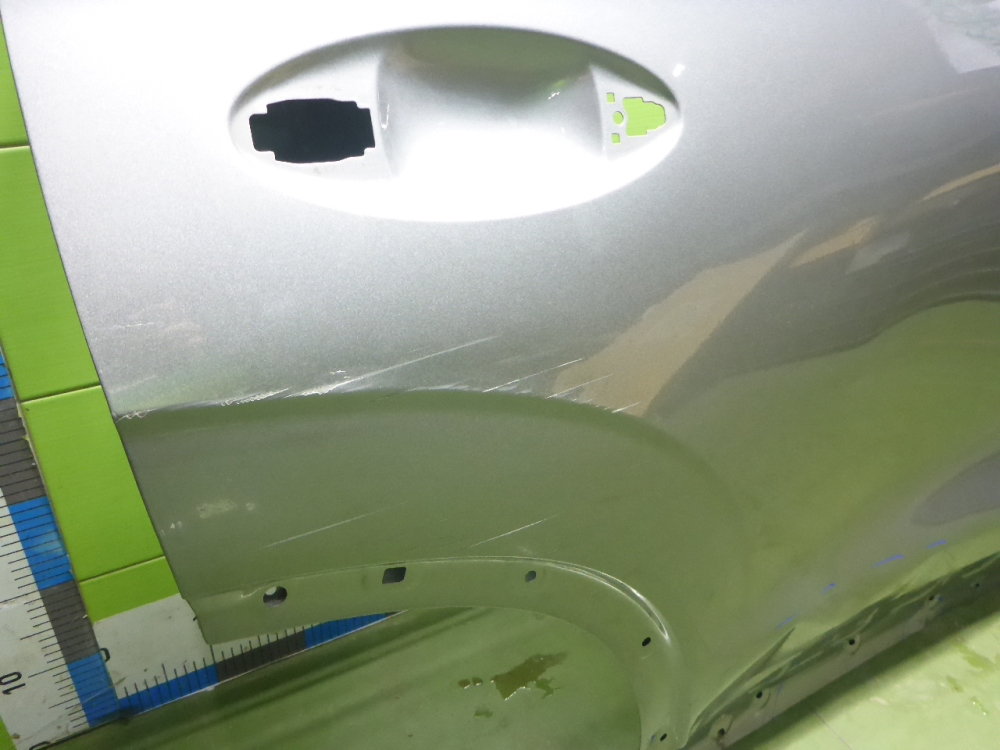 Дверь задняя правая