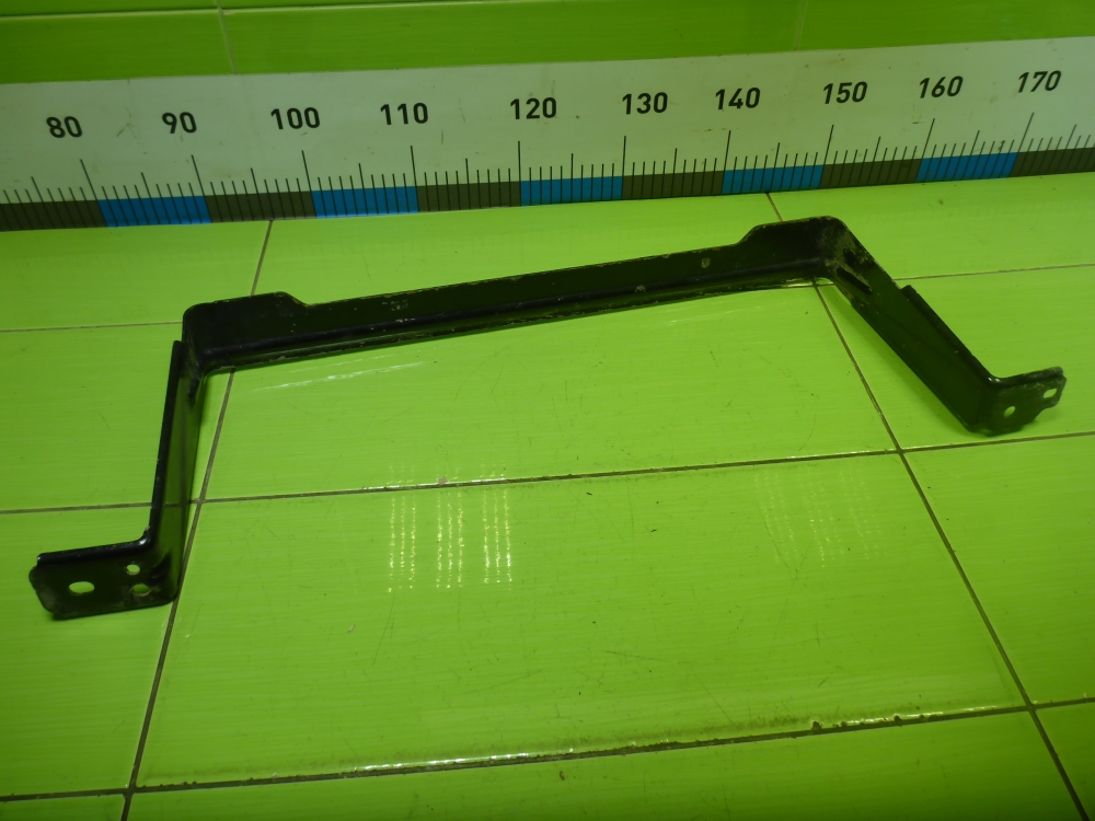 Лента крепления бензобака