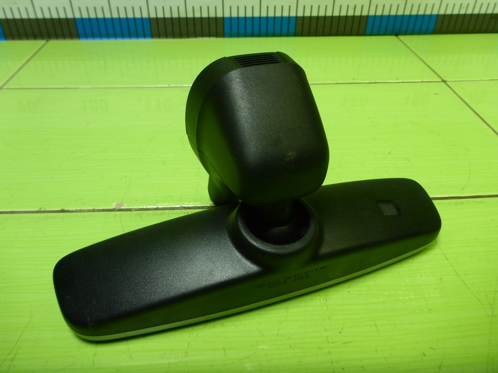 Зеркало заднего вида