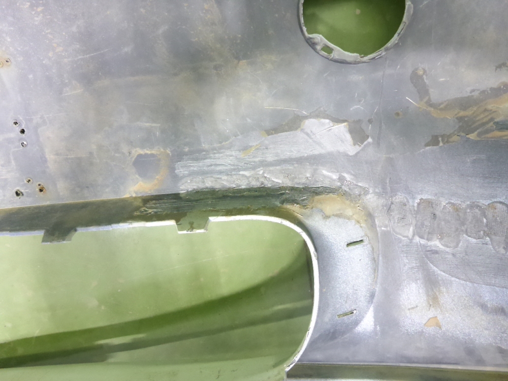 Бампер передний