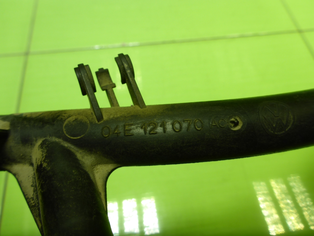 Трубка системы охлаждения