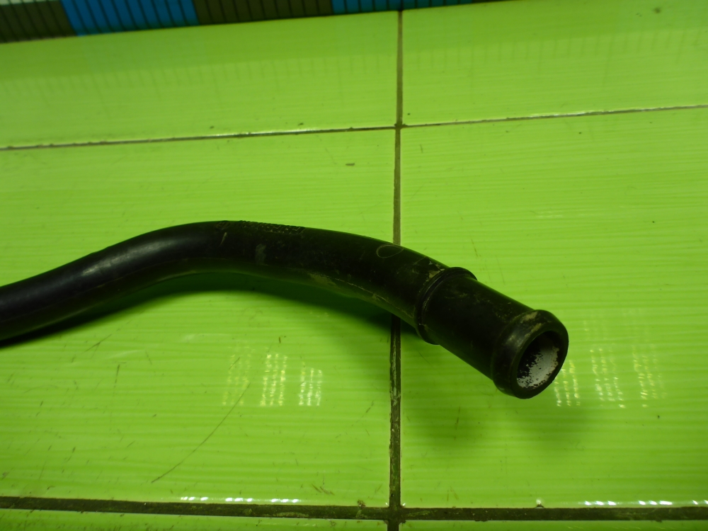 Трубка системы охлаждения