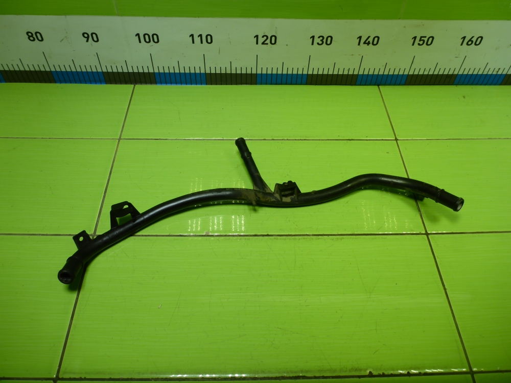 Трубка системы охлаждения