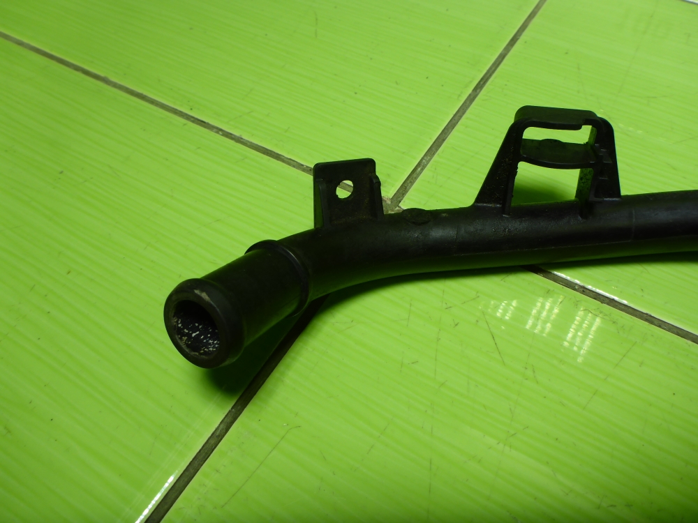 Трубка системы охлаждения