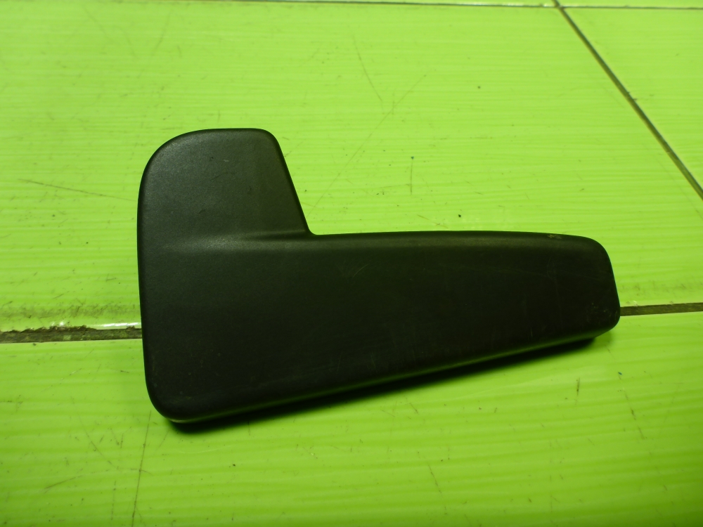 Ручка открывания капота