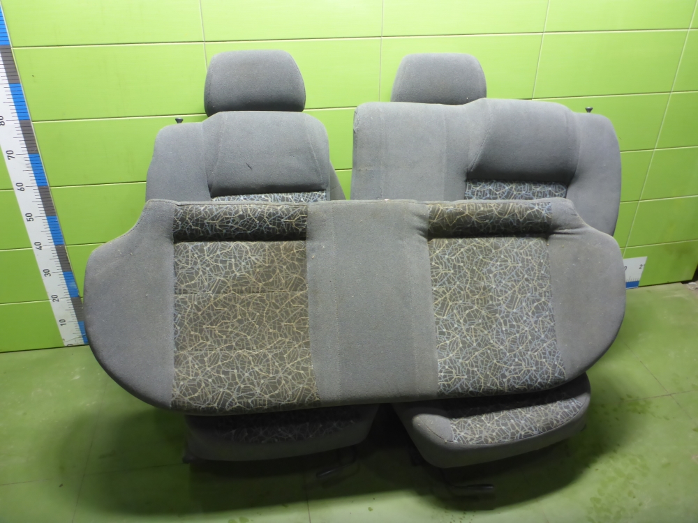 Сиденья комплект