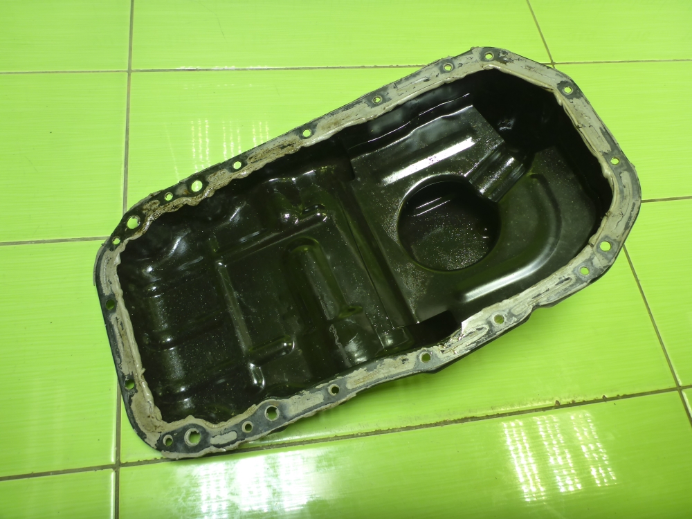 Поддон масляный двигателя (картер)