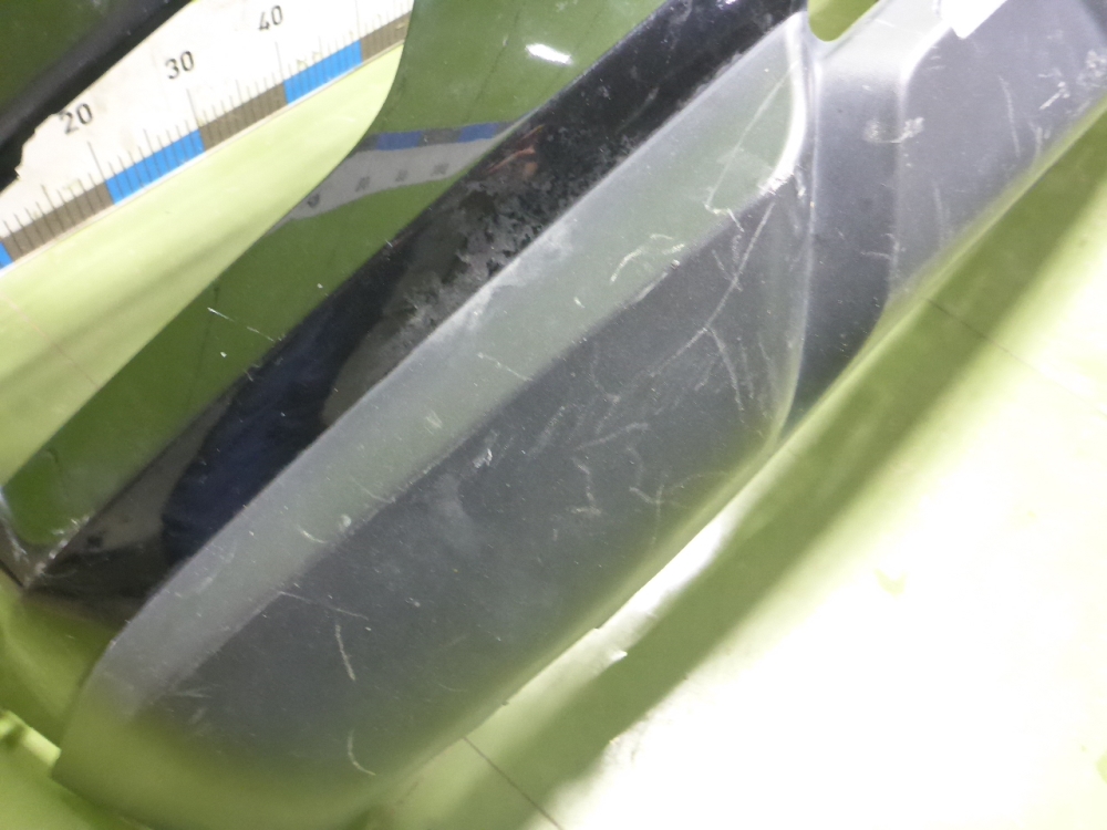 Бампер передний