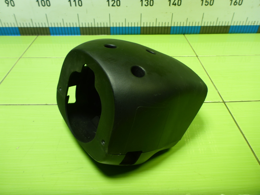 Кожух рулевой колонки