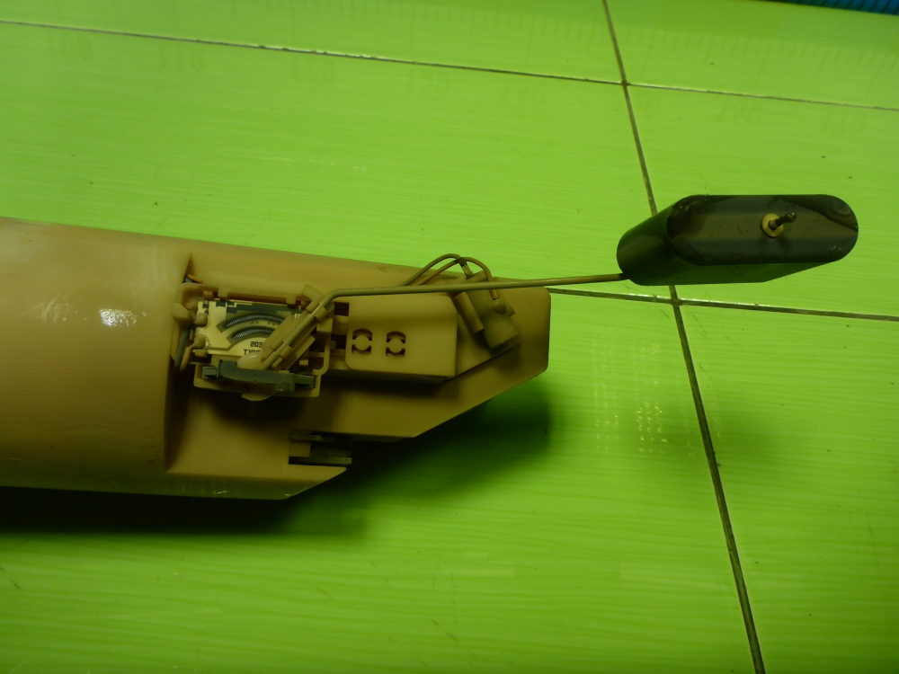 Насос топливный электрический