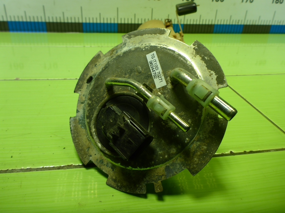 Насос топливный электрический