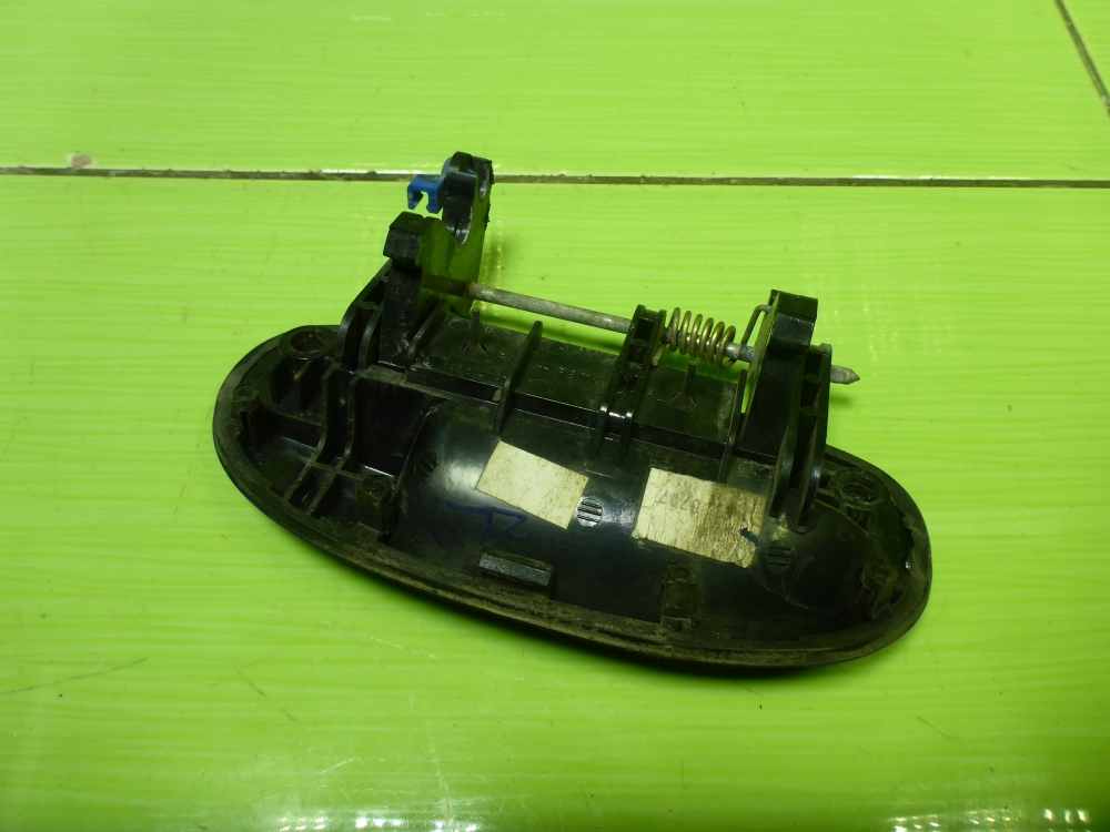 Ручка двери задней наружная левая