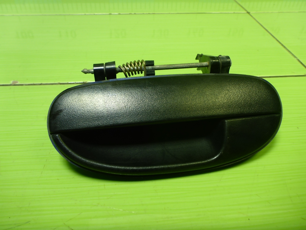 Ручка двери задней наружная левая