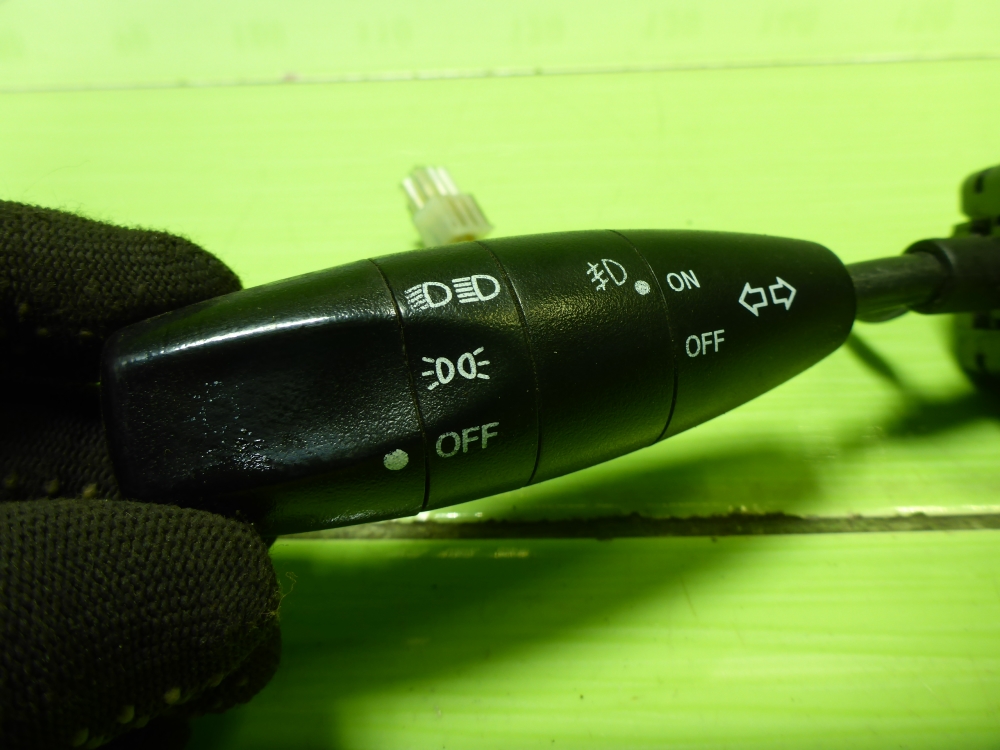 Переключатель поворотов подрулевой