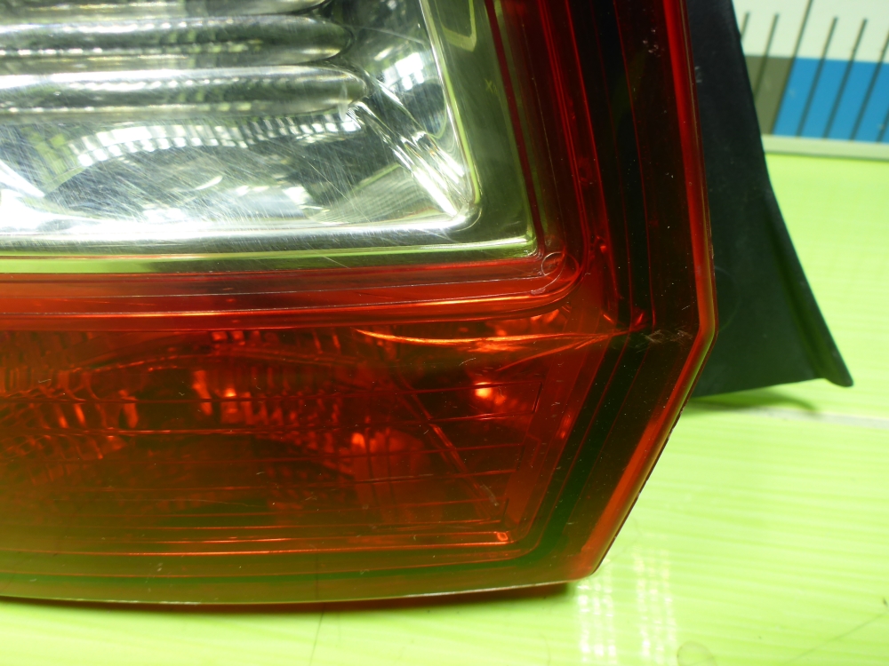 Фонарь задний левый