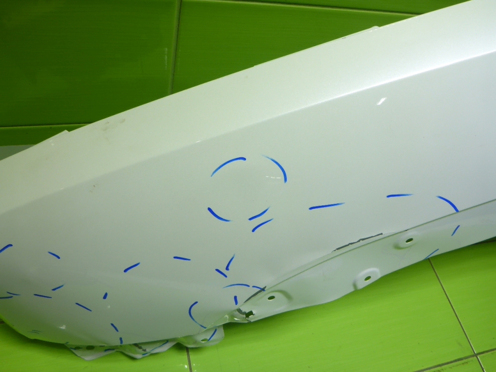 Крыло переднее левое