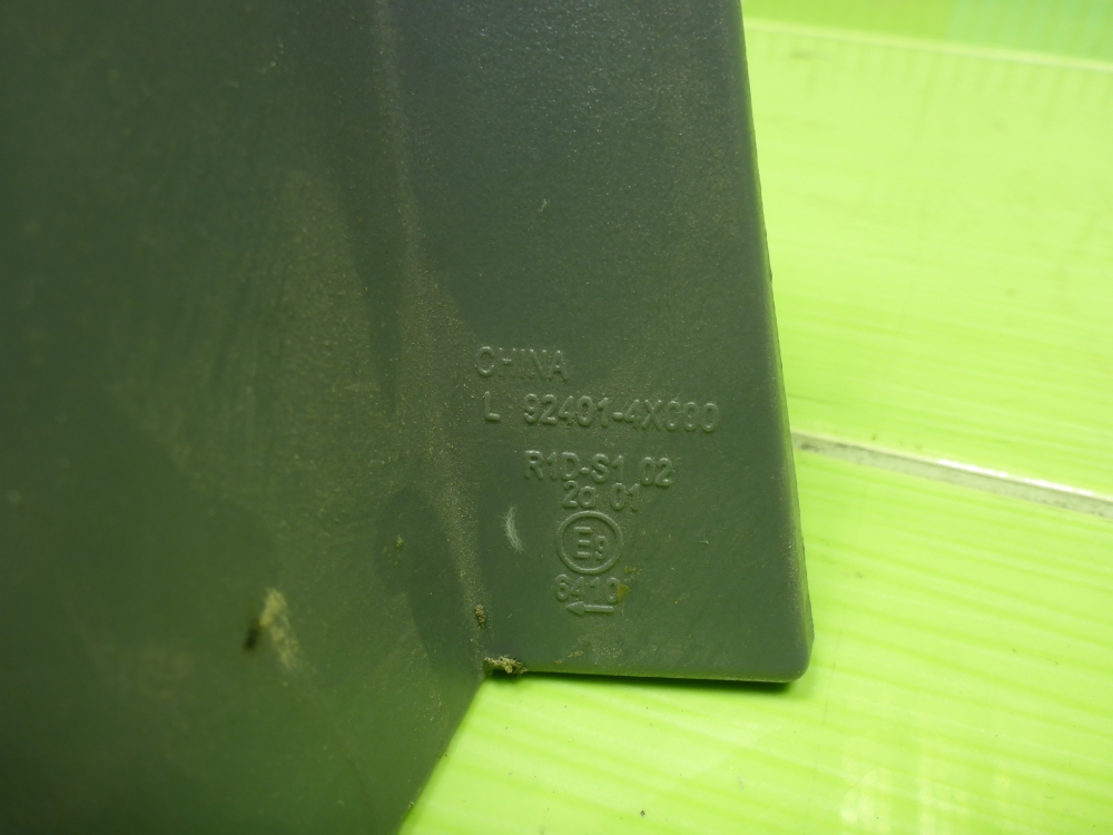 Фонарь задний наружный левый