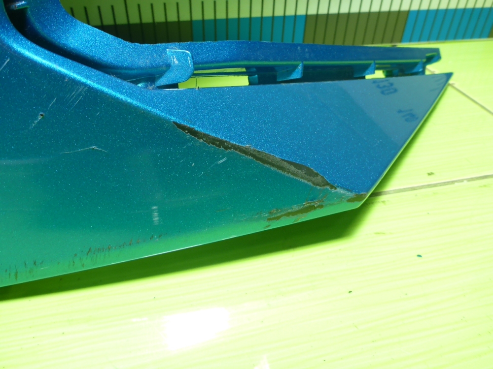 Бампер передний