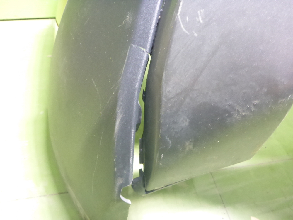 Бампер задний