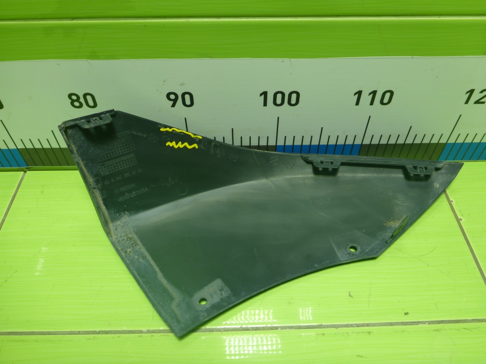 Накладка переднего бампера левая