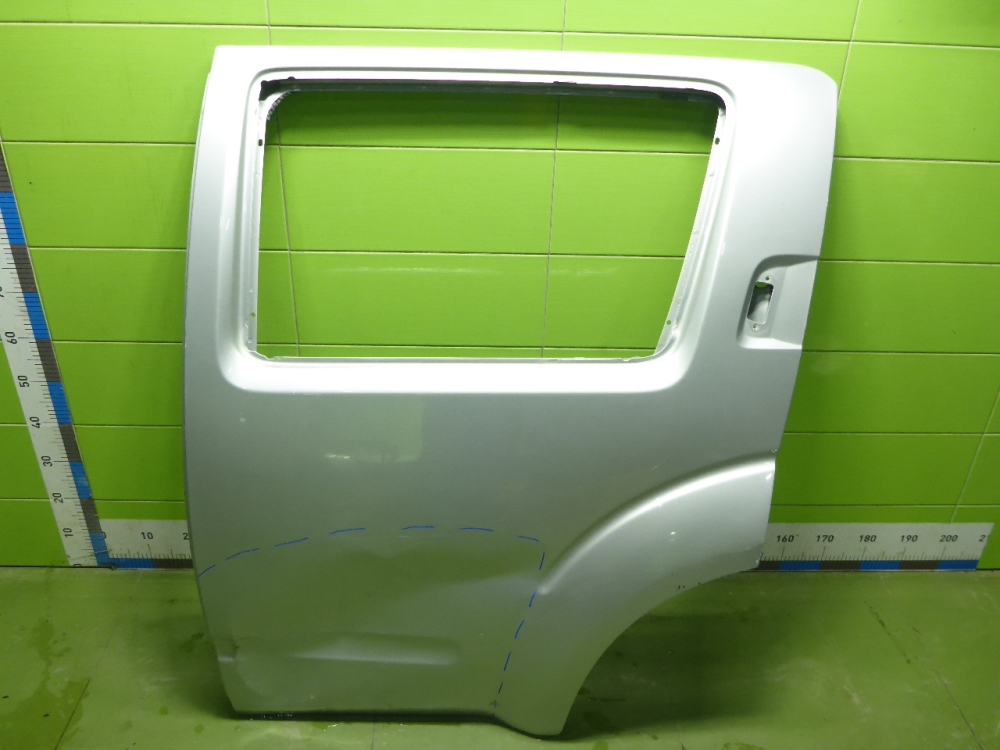 Дверь задняя левая