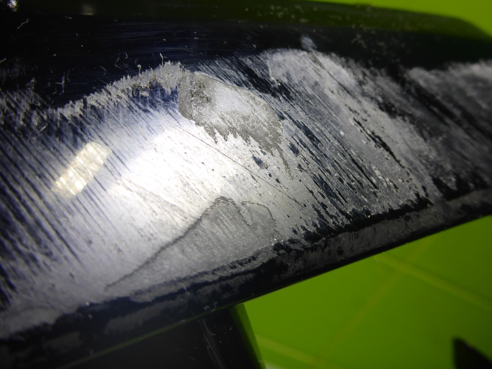 Рамка противотуманной фары правой