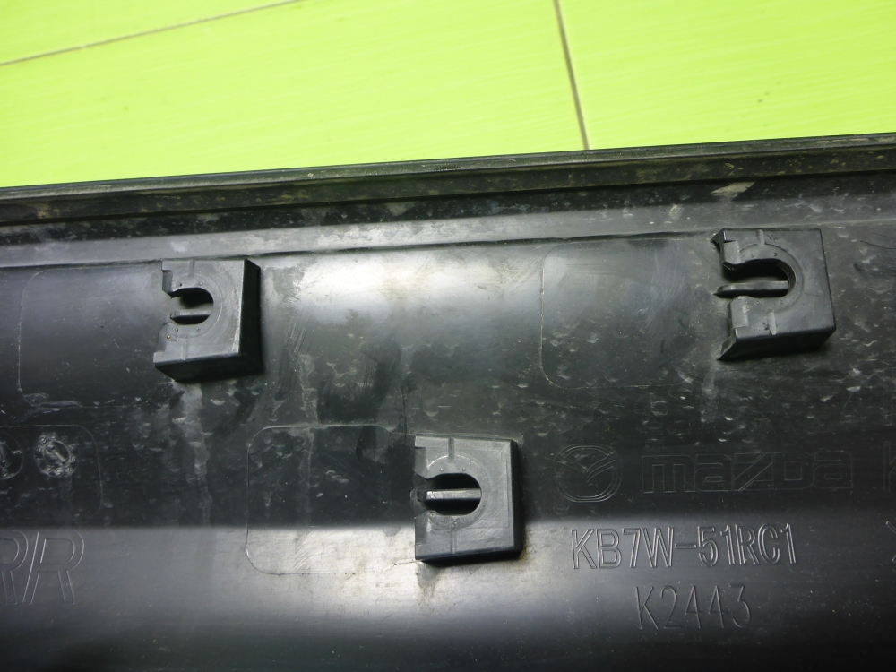 Накладка двери задней правой