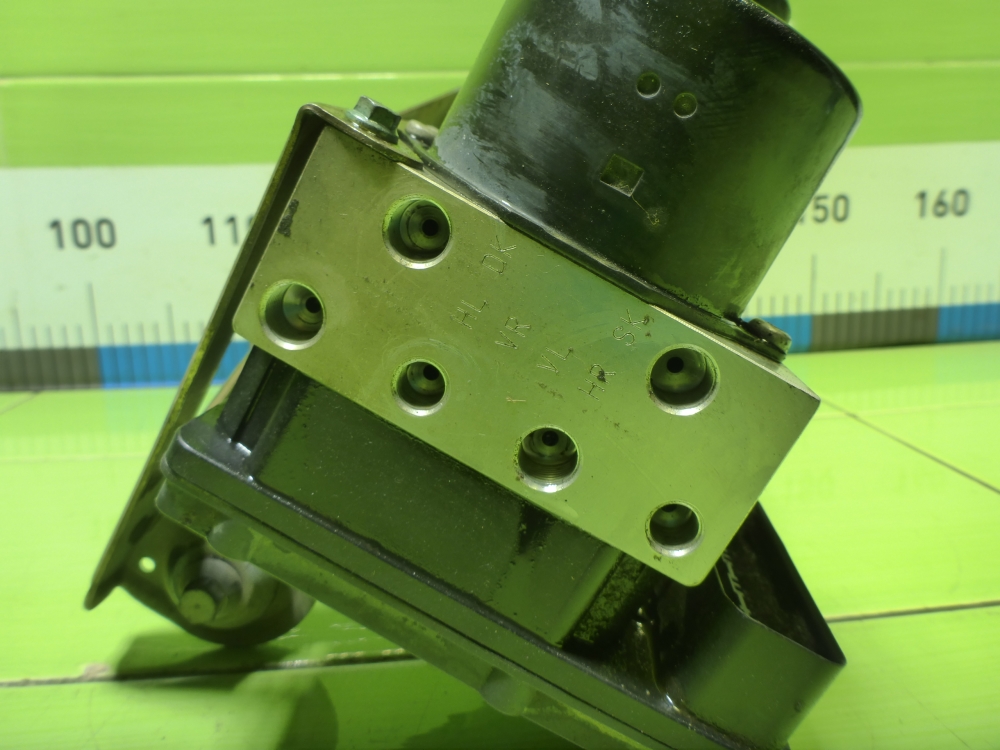 Блок ABS (насос)