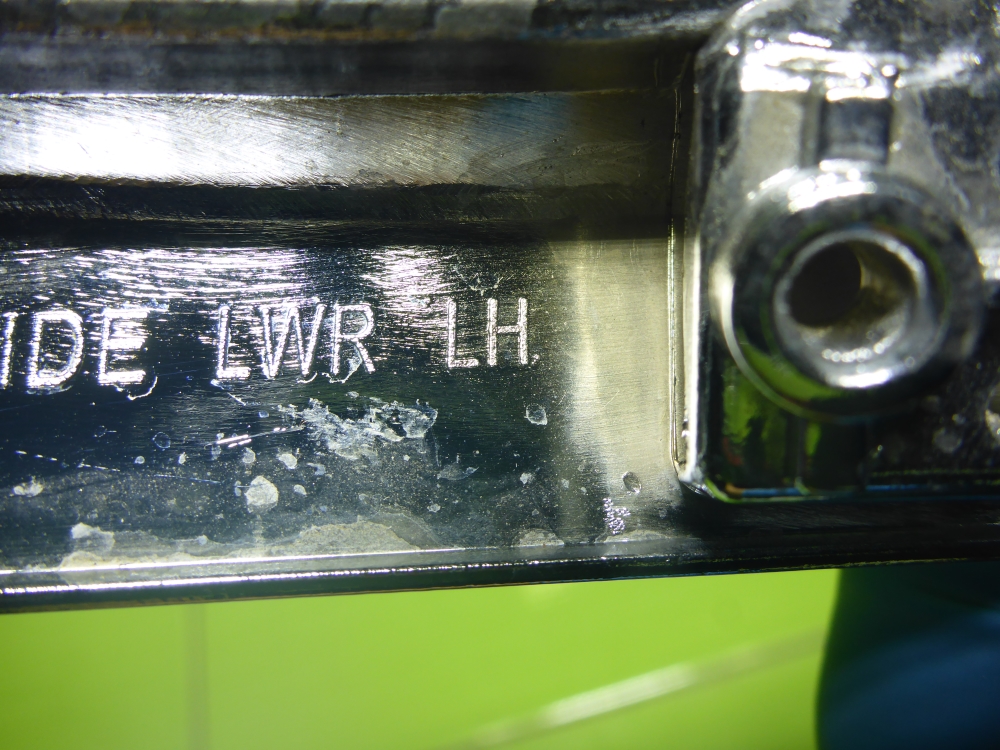 Накладка переднего бампера левая