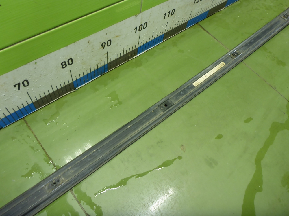 Молдинг крыши правый